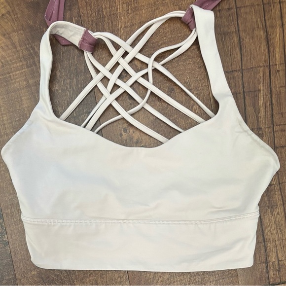 Llululemon  Tied in Energy 2-in-1 Tank
activewear criss cross tank top Sz 8 - Picture 9 of 12